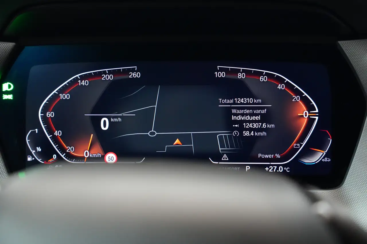 BMW 118 - 12