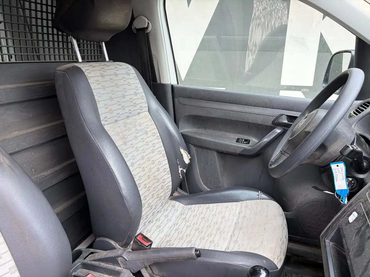 Volkswagen Caddy - 10