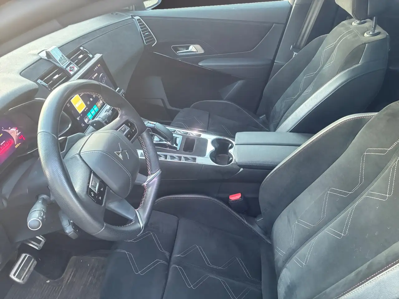 DS Automobiles DS 7 - 9