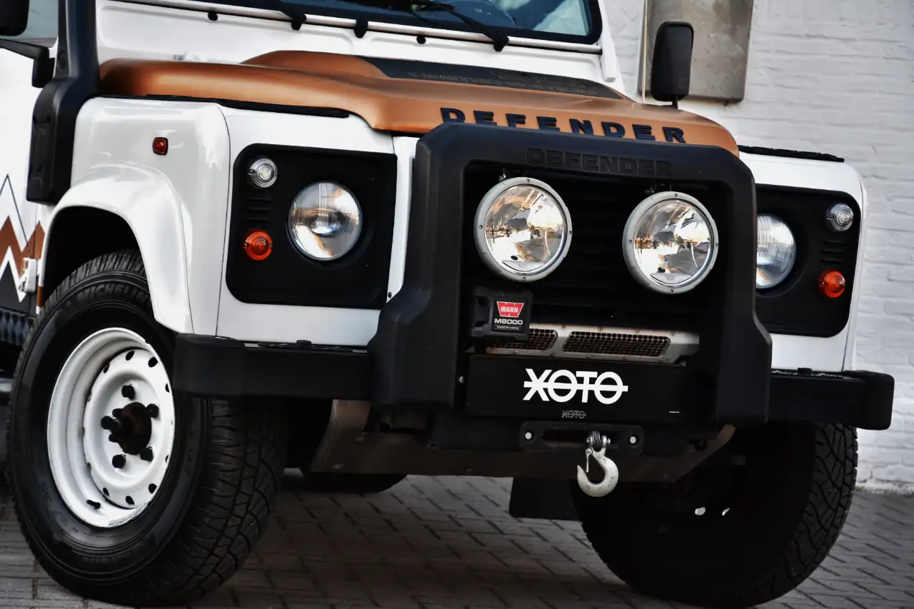 Land Rover Defender - 9
