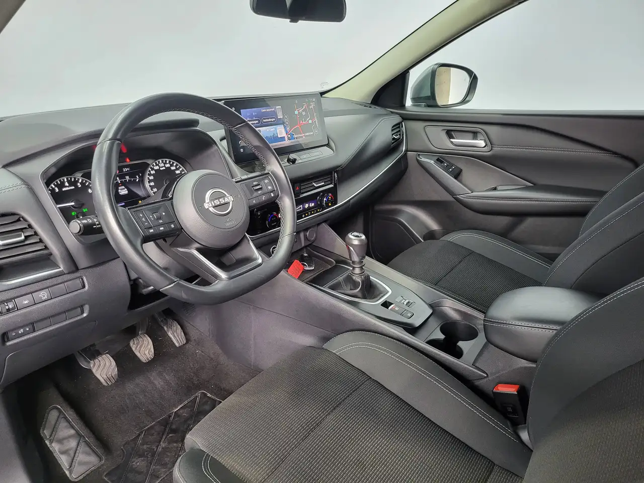 Nissan Qashqai - 11