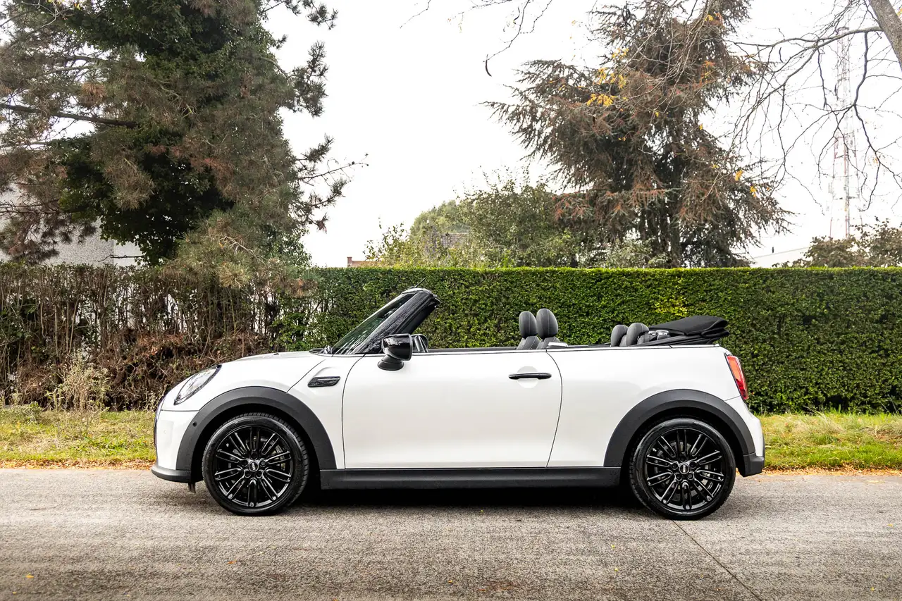 MINI Cooper Cabrio - 8