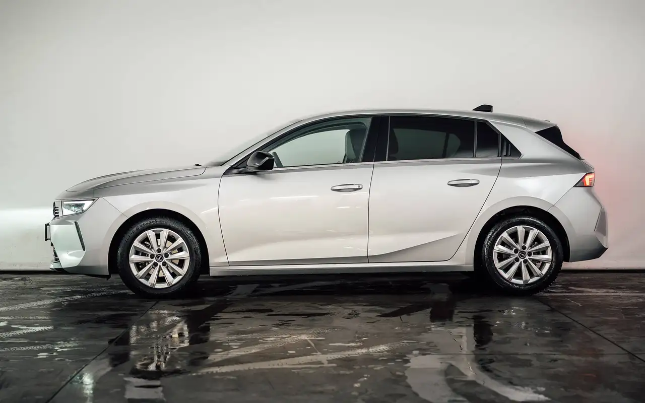 Opel Astra - 2