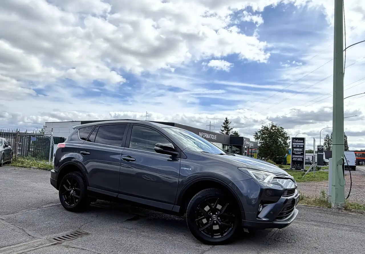 Toyota RAV4 - 11