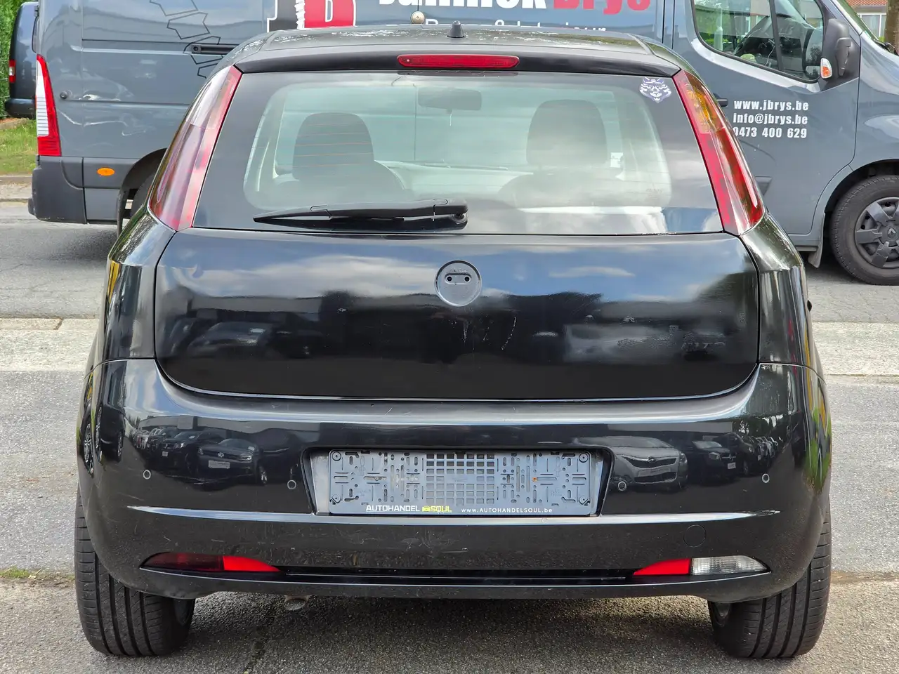 Fiat Grande Punto - 5