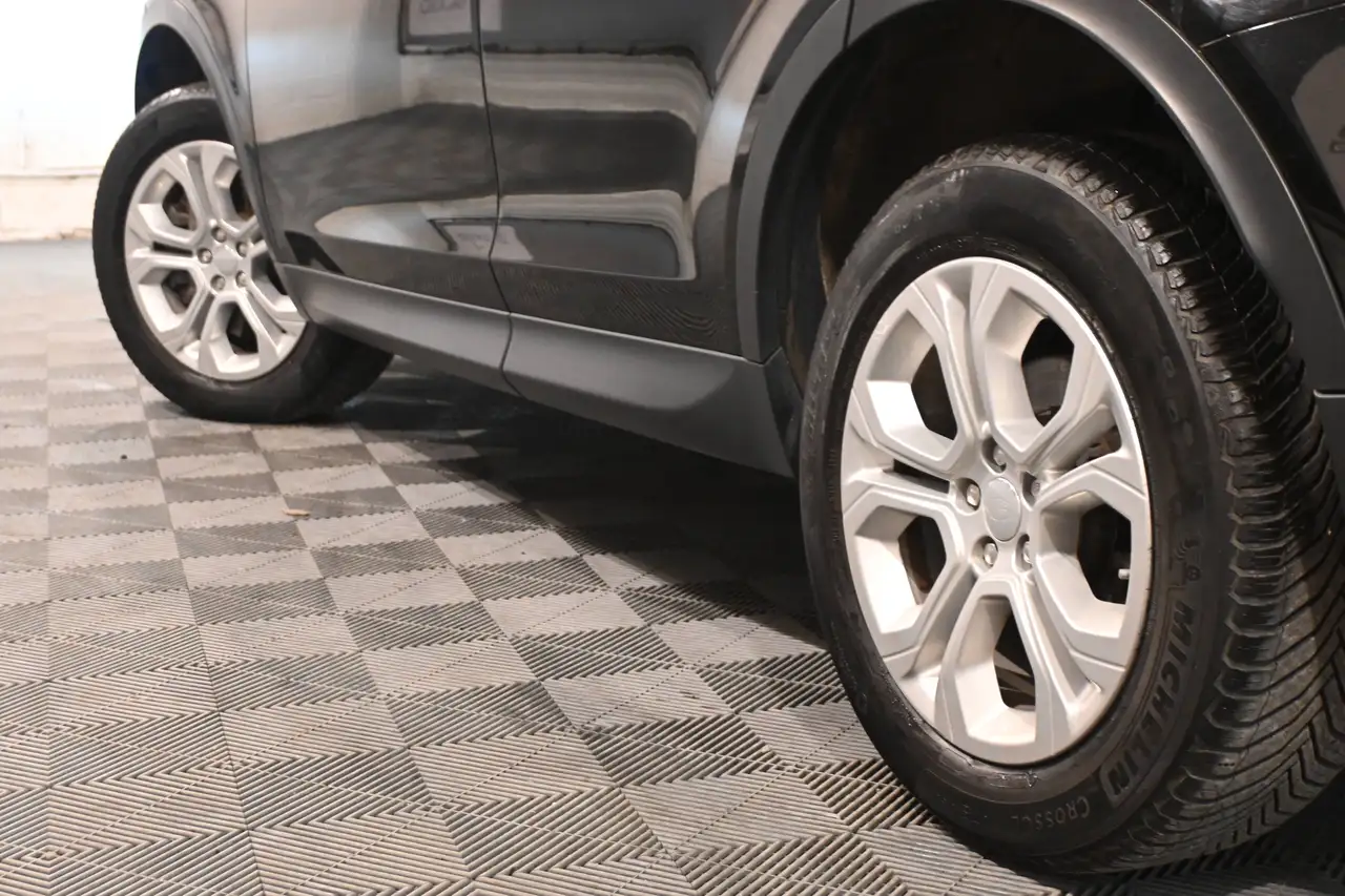 Land Rover Discovery Sport - 7