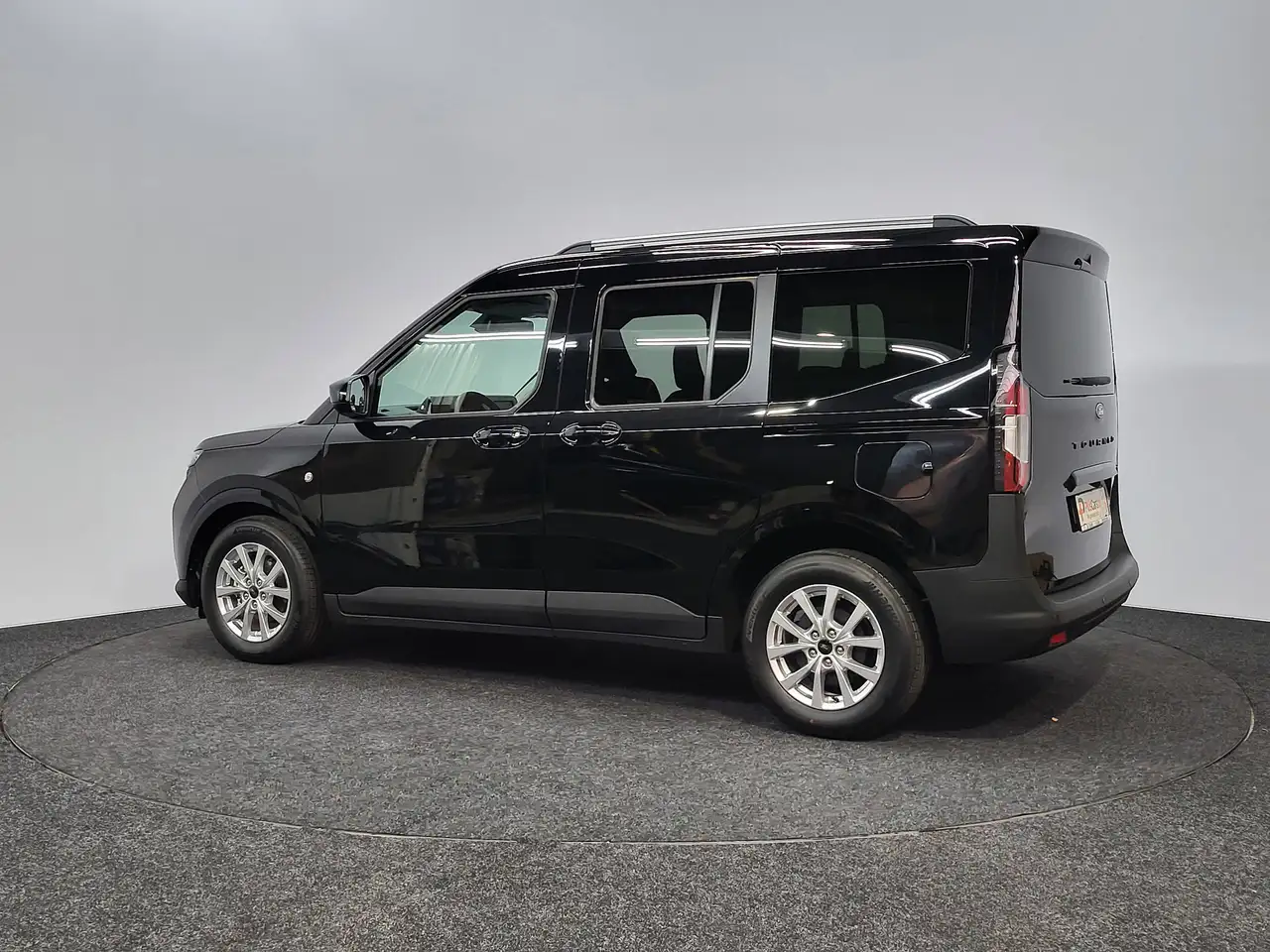 Ford Tourneo Courier - 4