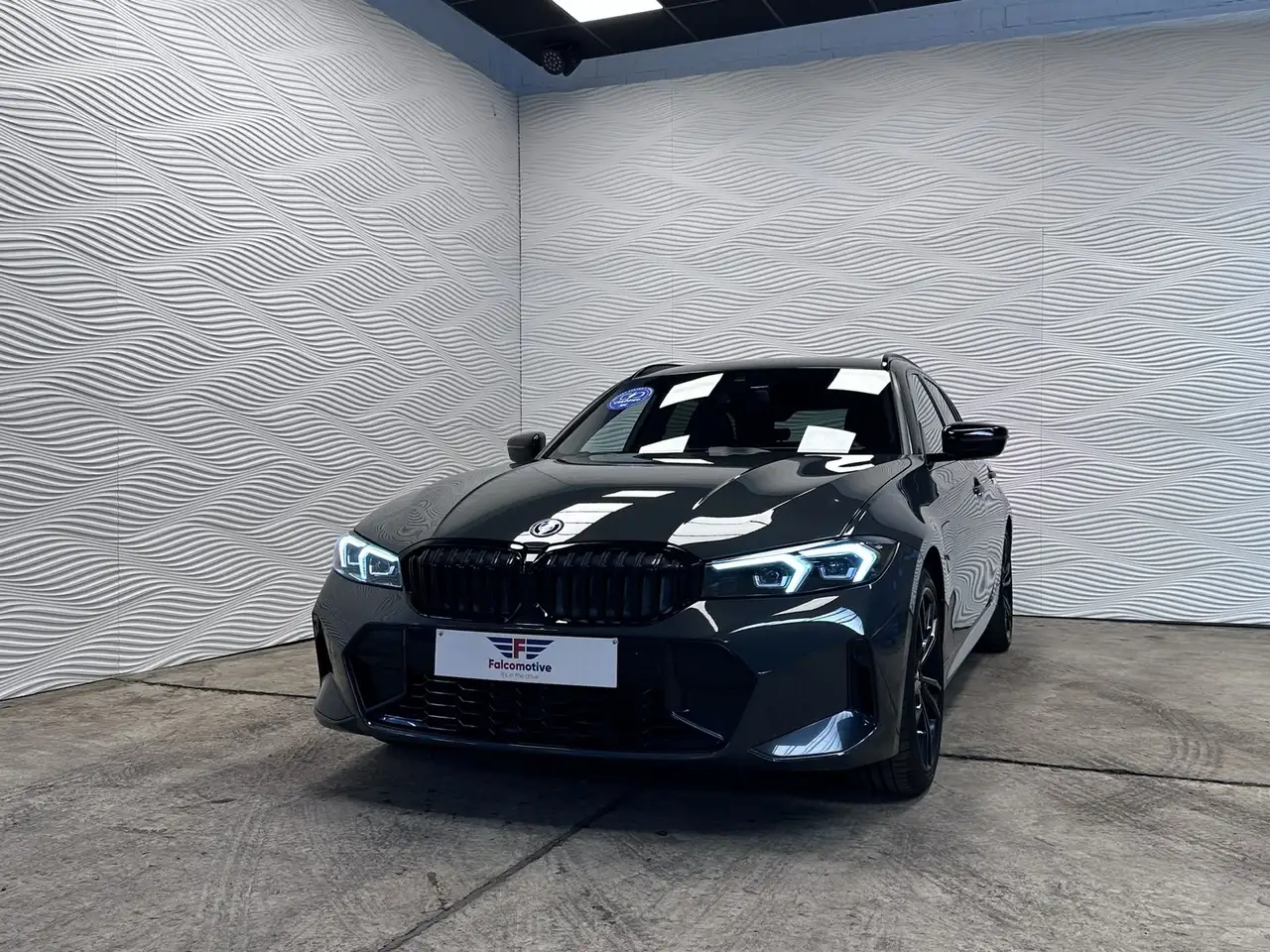 BMW 320 - 4