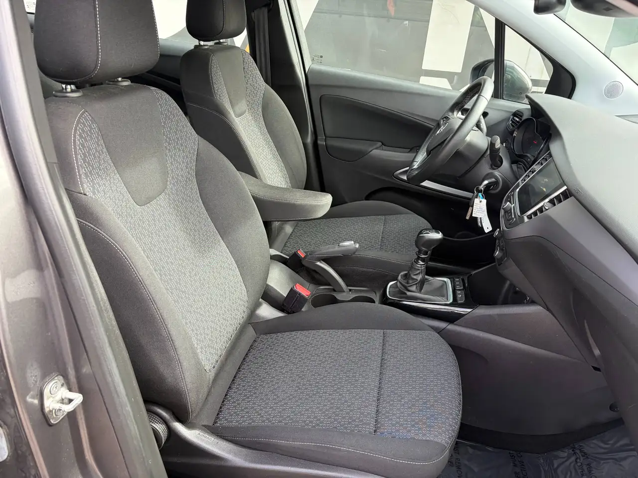 Opel Crossland X - 9
