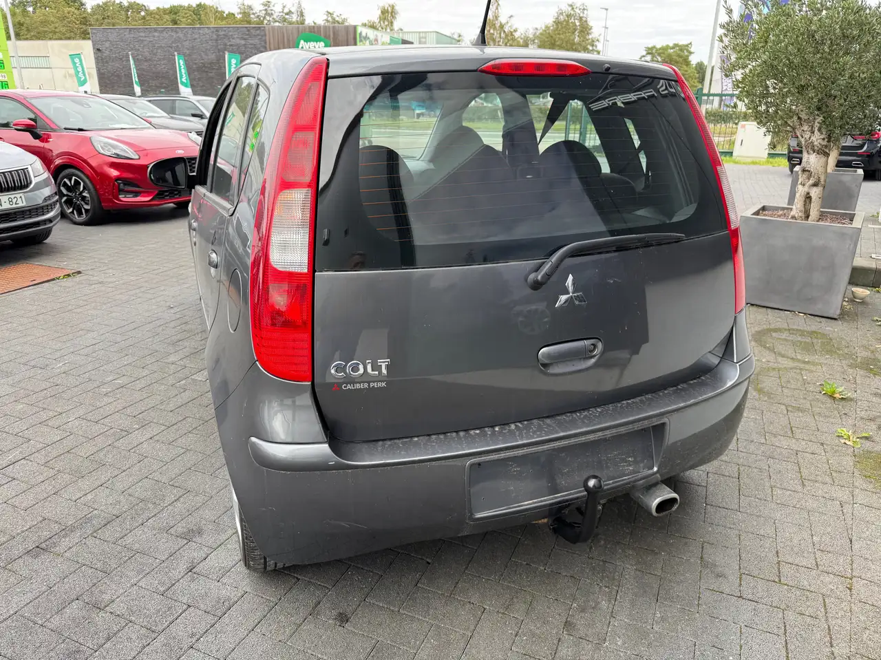Mitsubishi Colt - 6