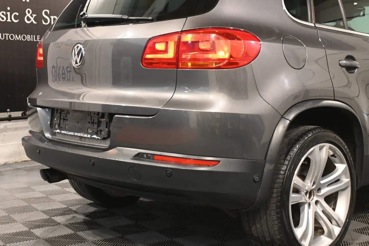 Volkswagen Tiguan - 8