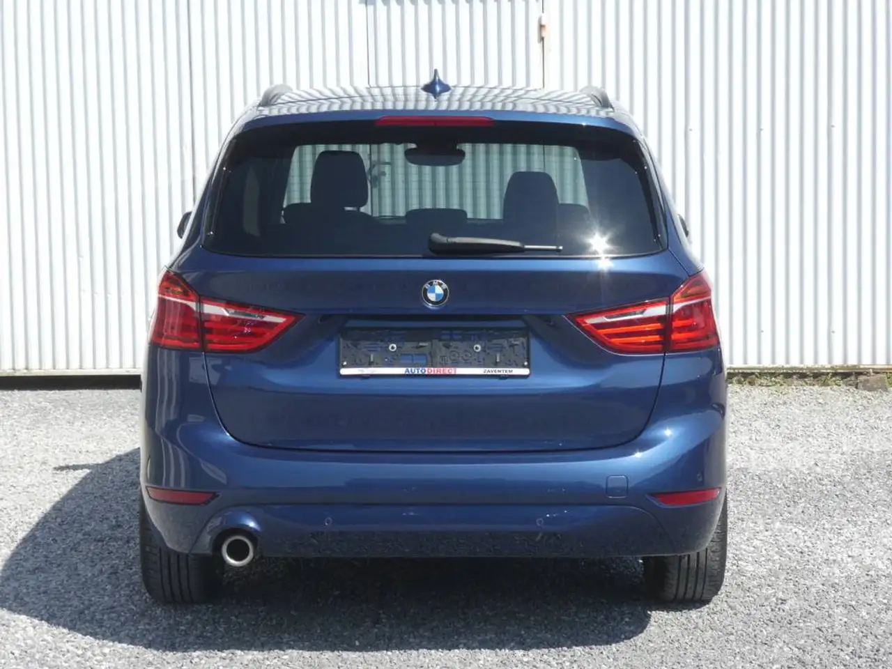 BMW 216 - 5
