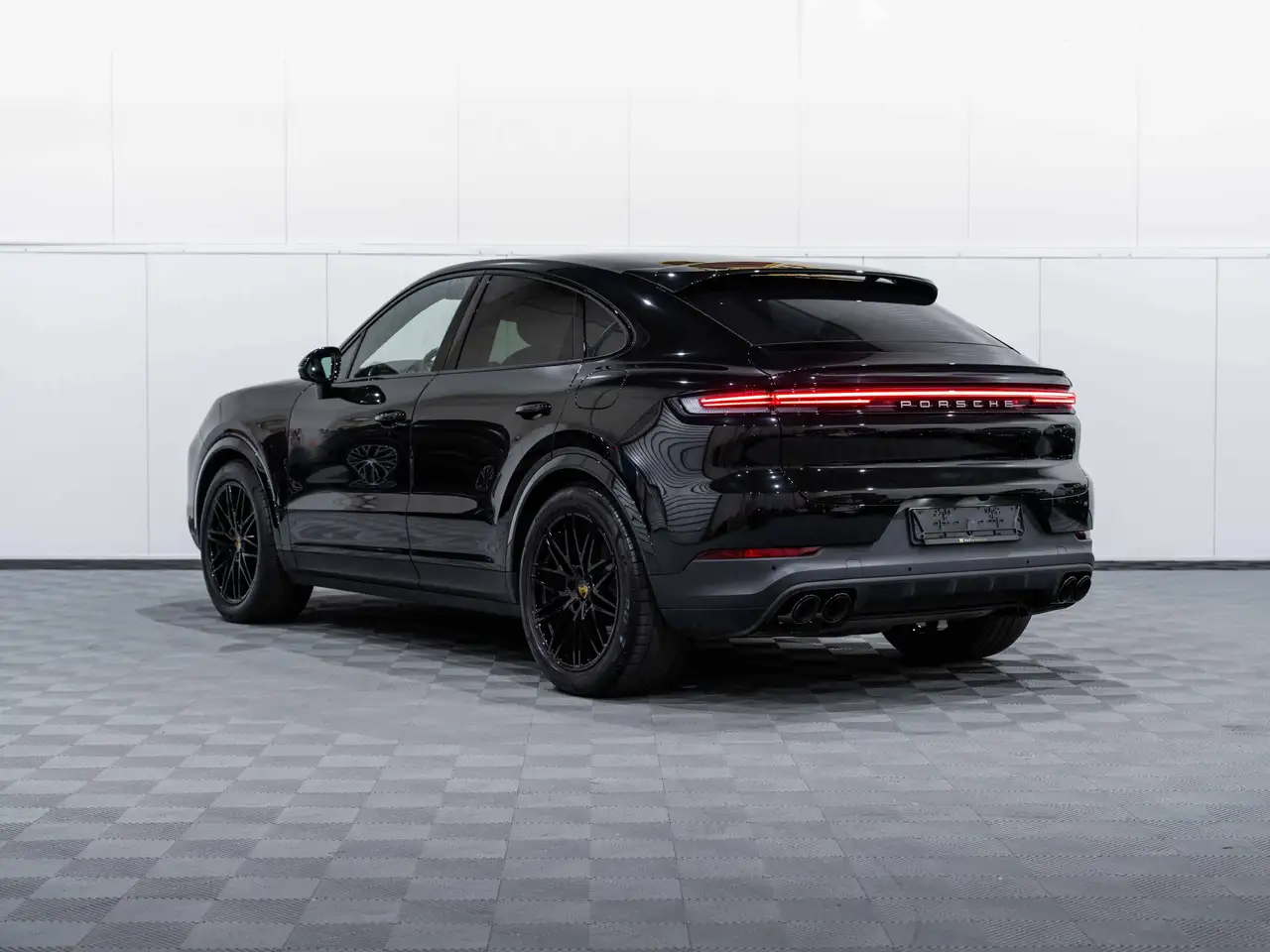 Porsche Cayenne - 5