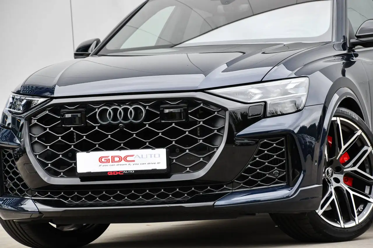 Audi RS Q8 - 5
