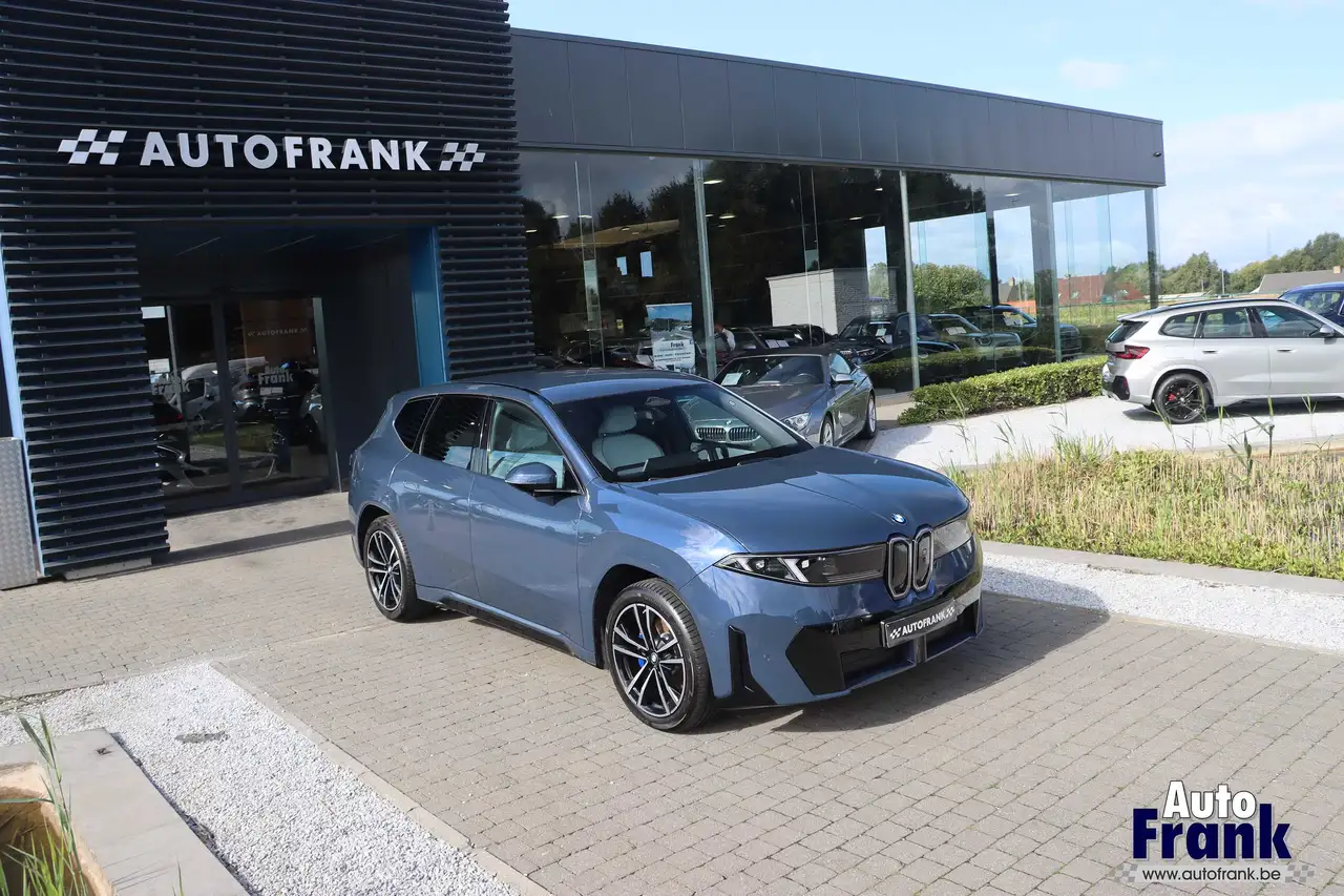 BMW iX3 - 9