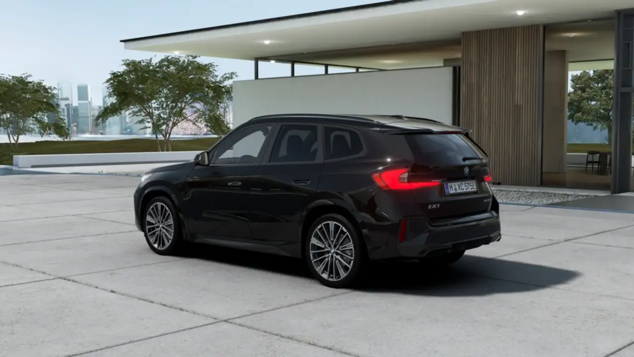 BMW iX1 - 2