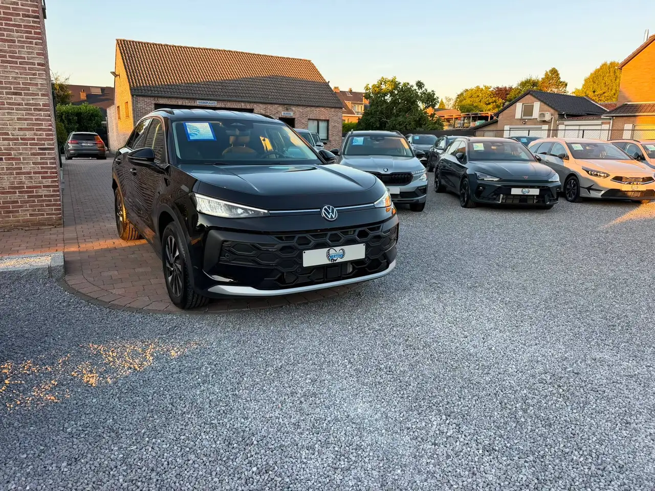Volkswagen T-Roc - 3