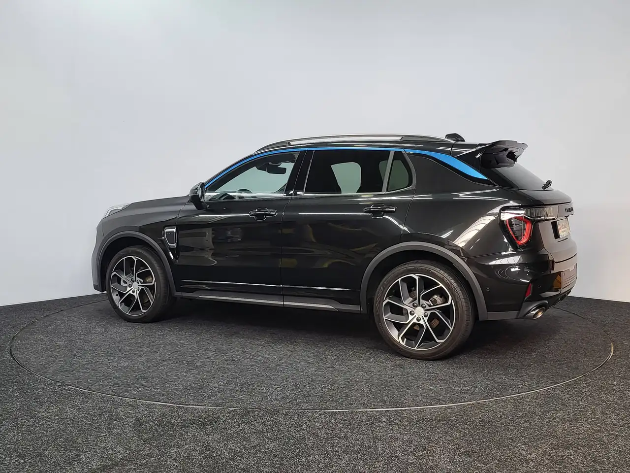 Lynk & Co 01 - 4