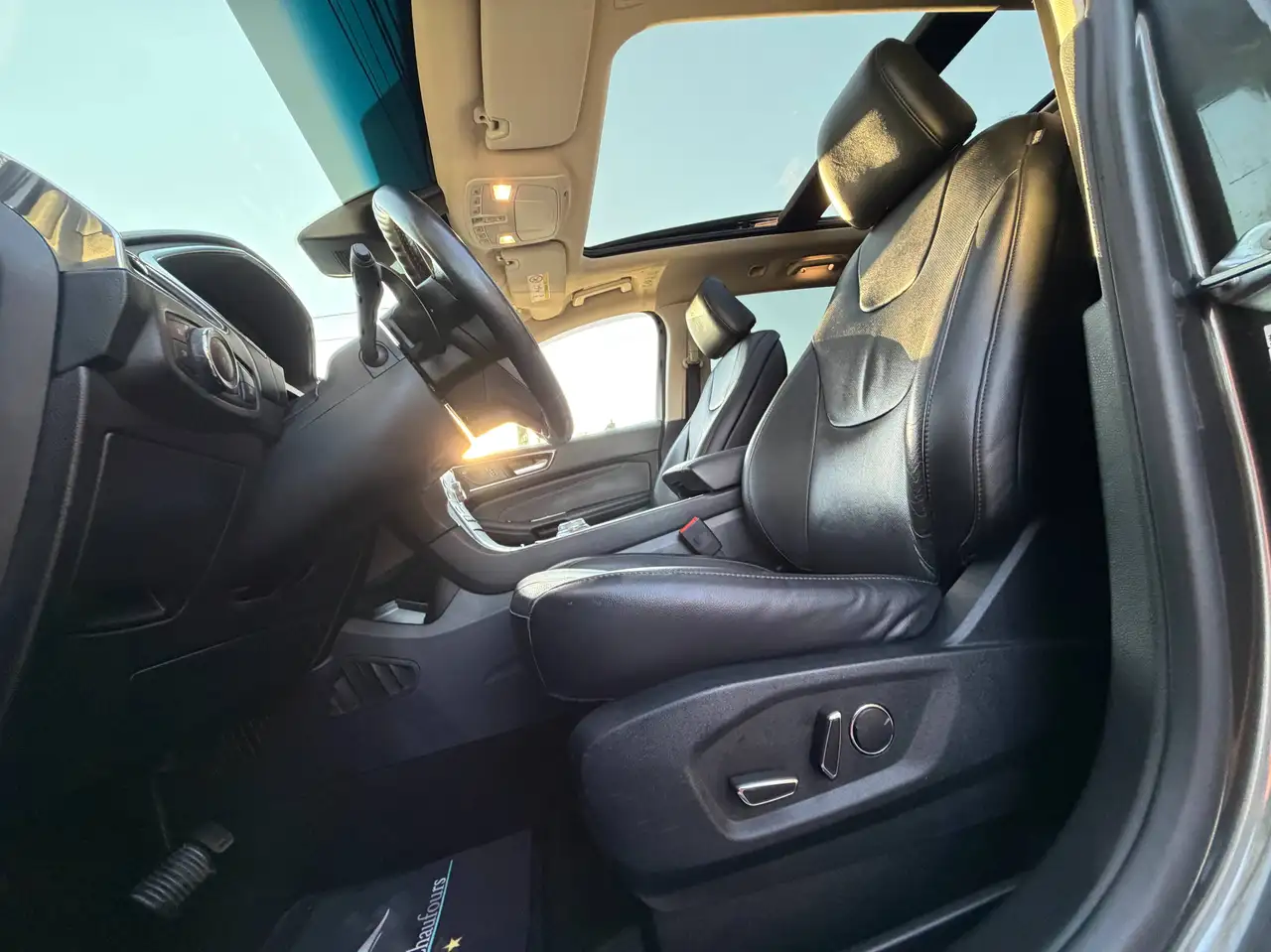 Ford Edge - 10