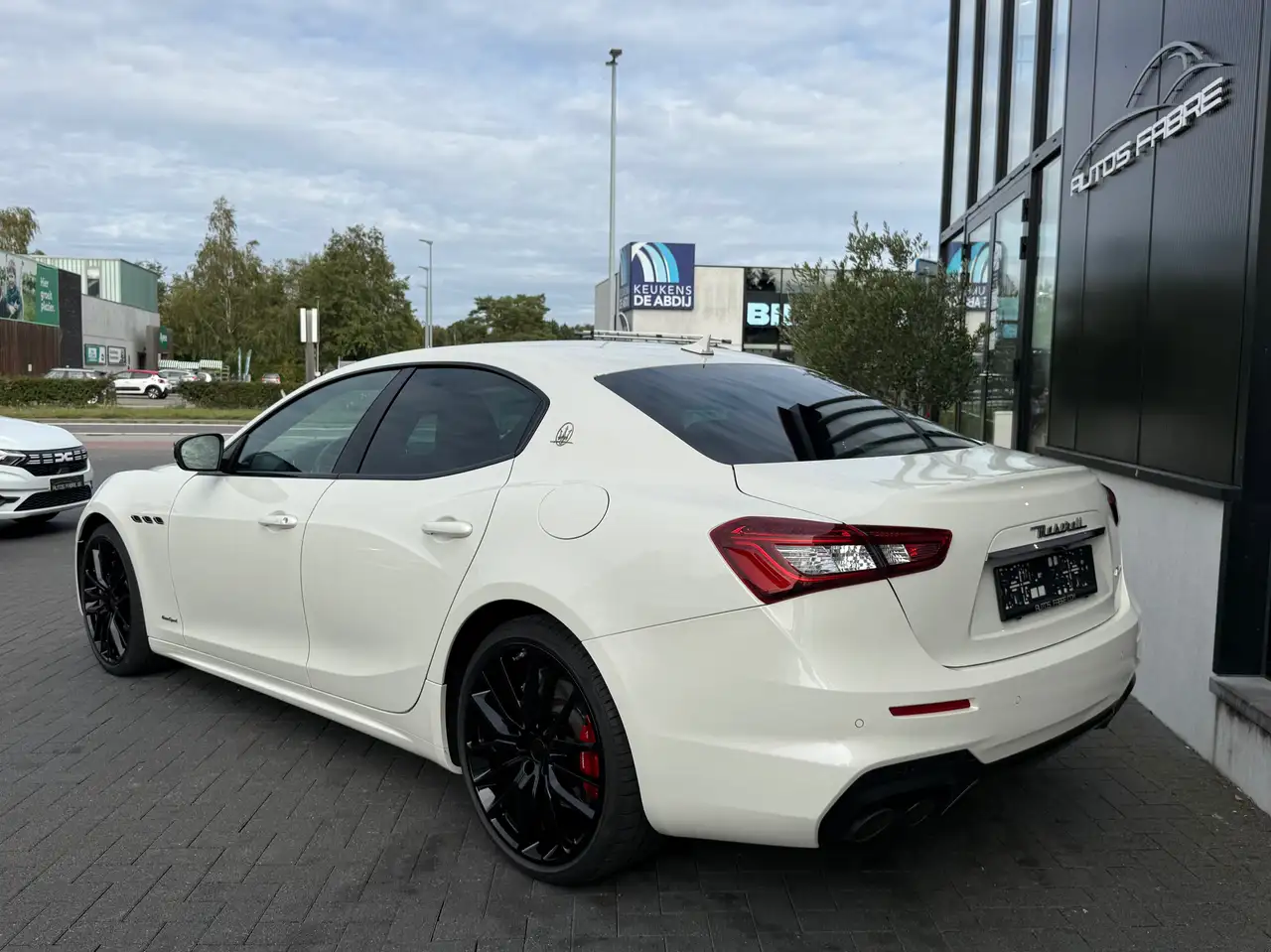 Maserati Ghibli - 6