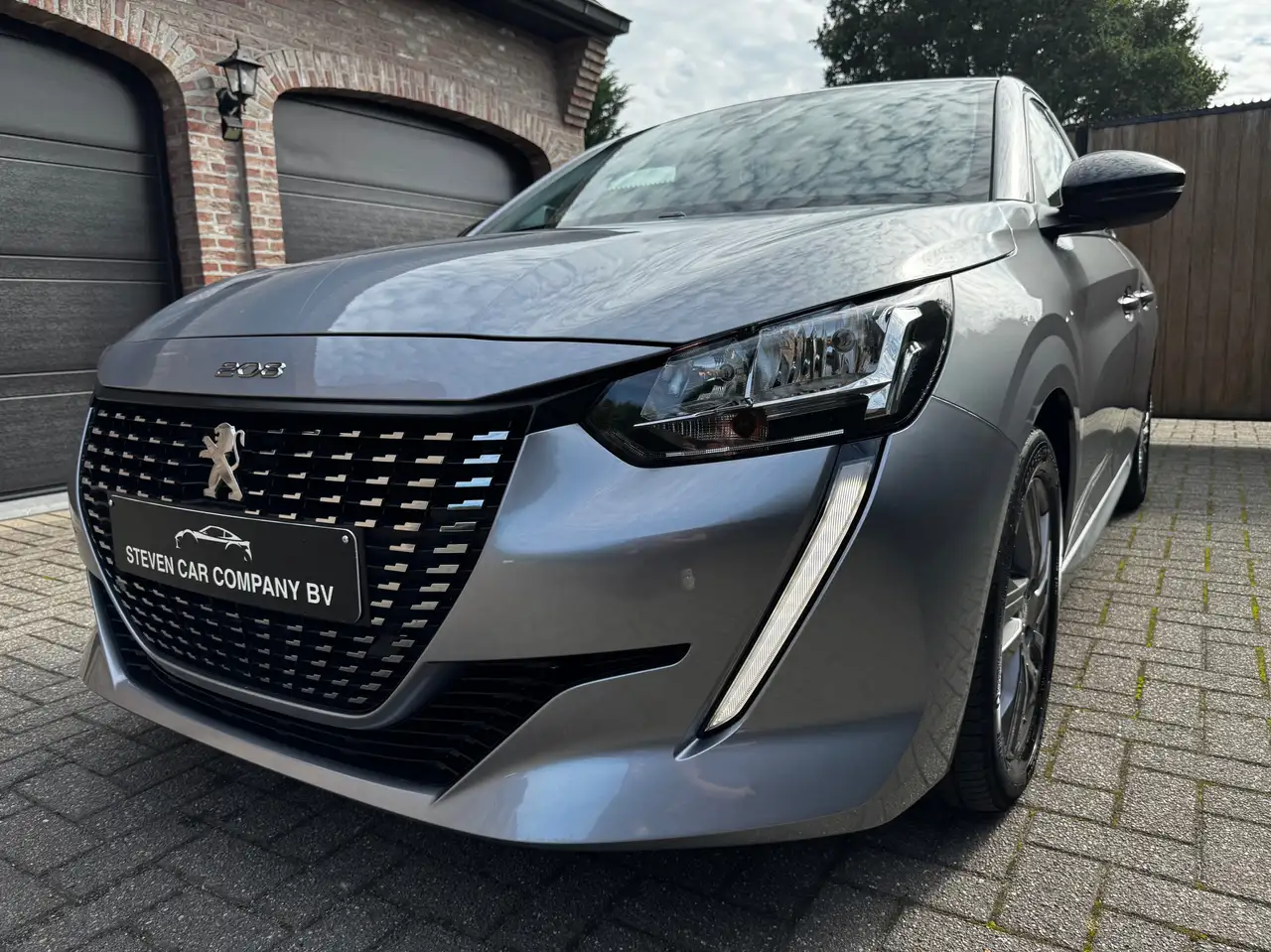Peugeot 208 - 3