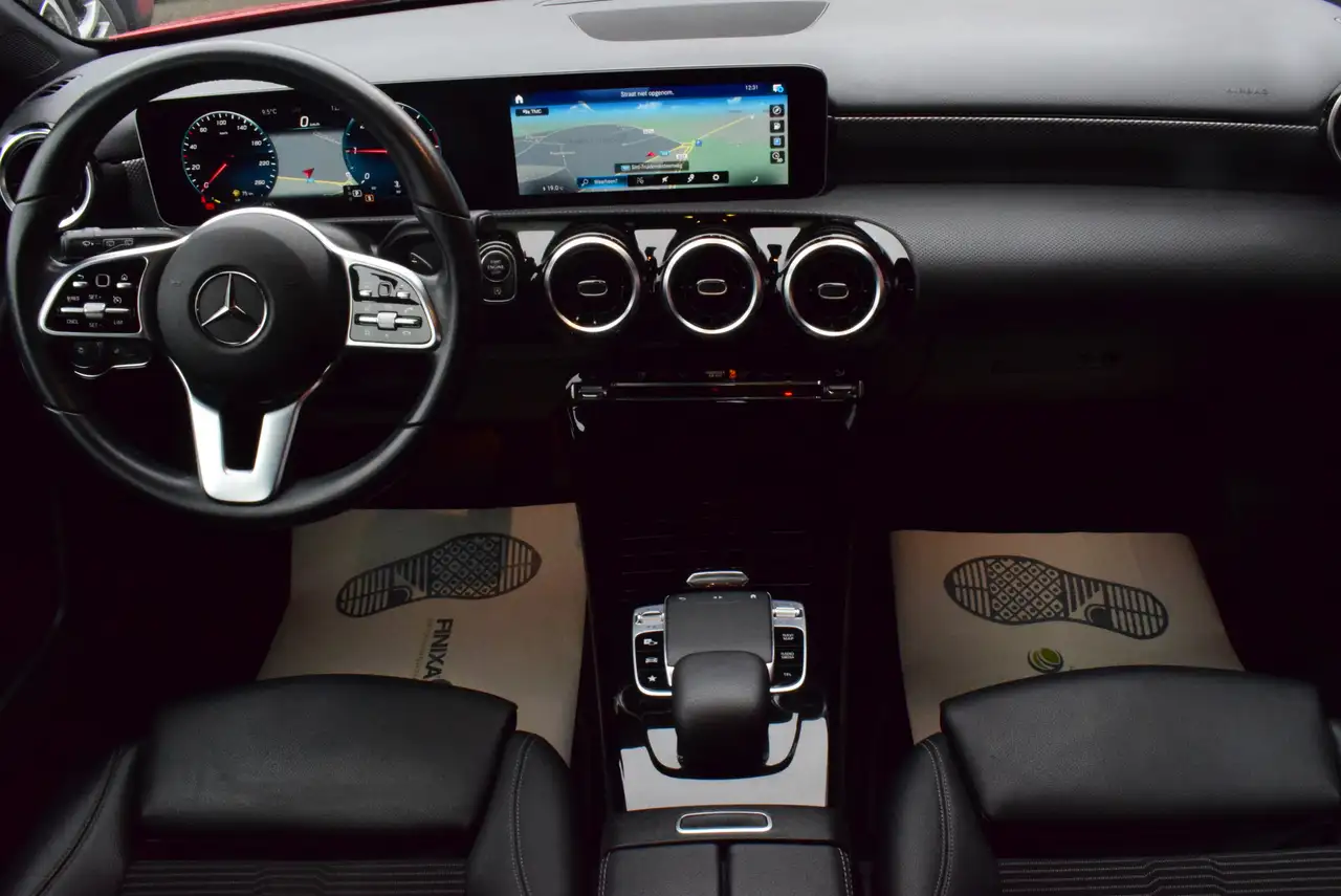 Mercedes-Benz A 180 - 4