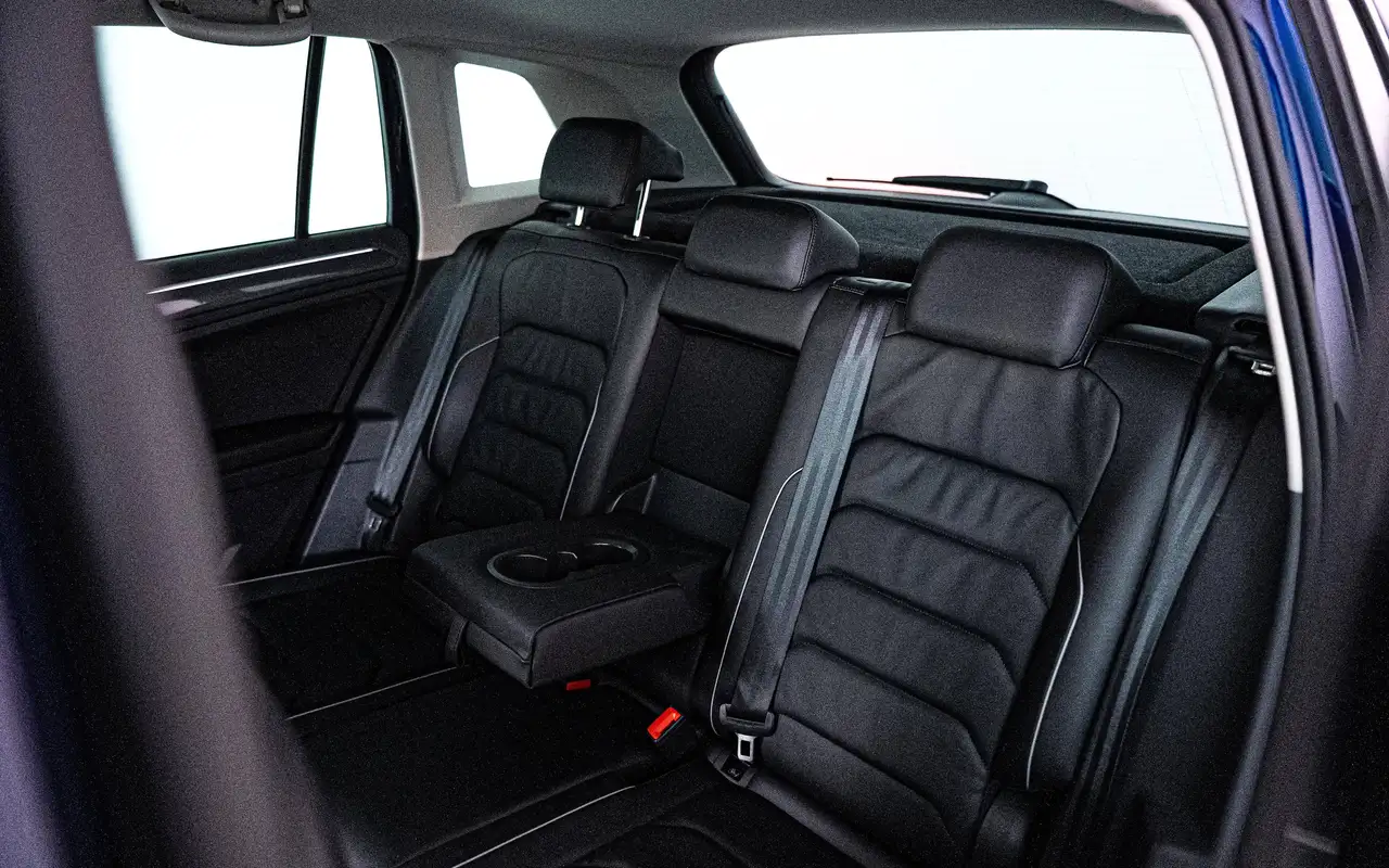 Volkswagen Tiguan - 9