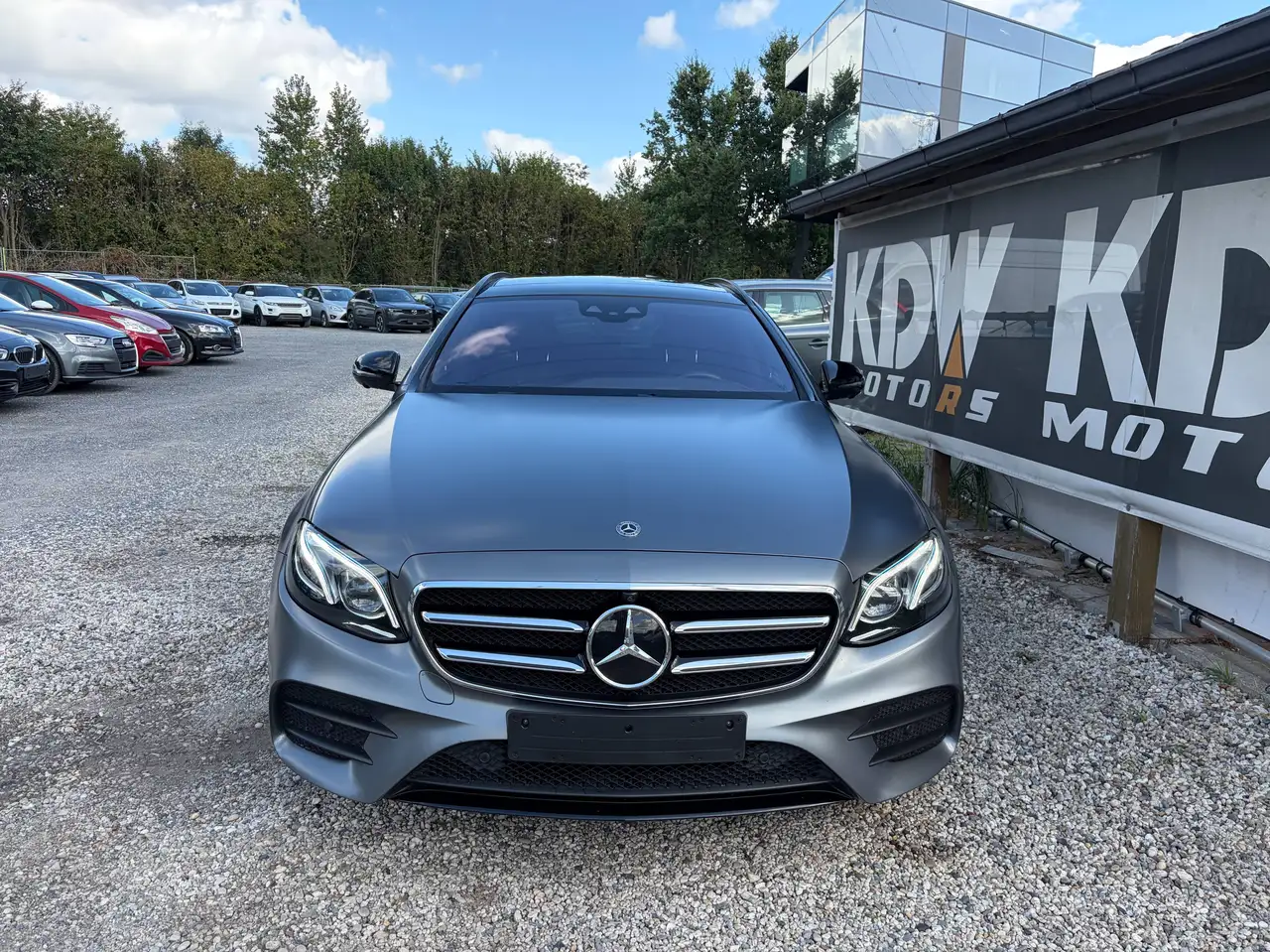 Mercedes-Benz E 200 - 2