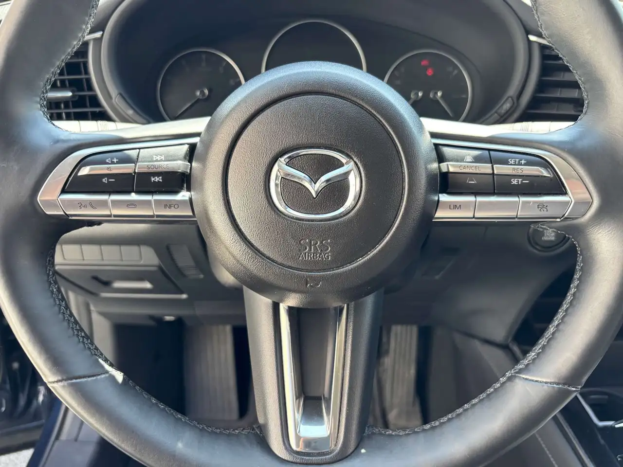 Mazda CX-30 - 11