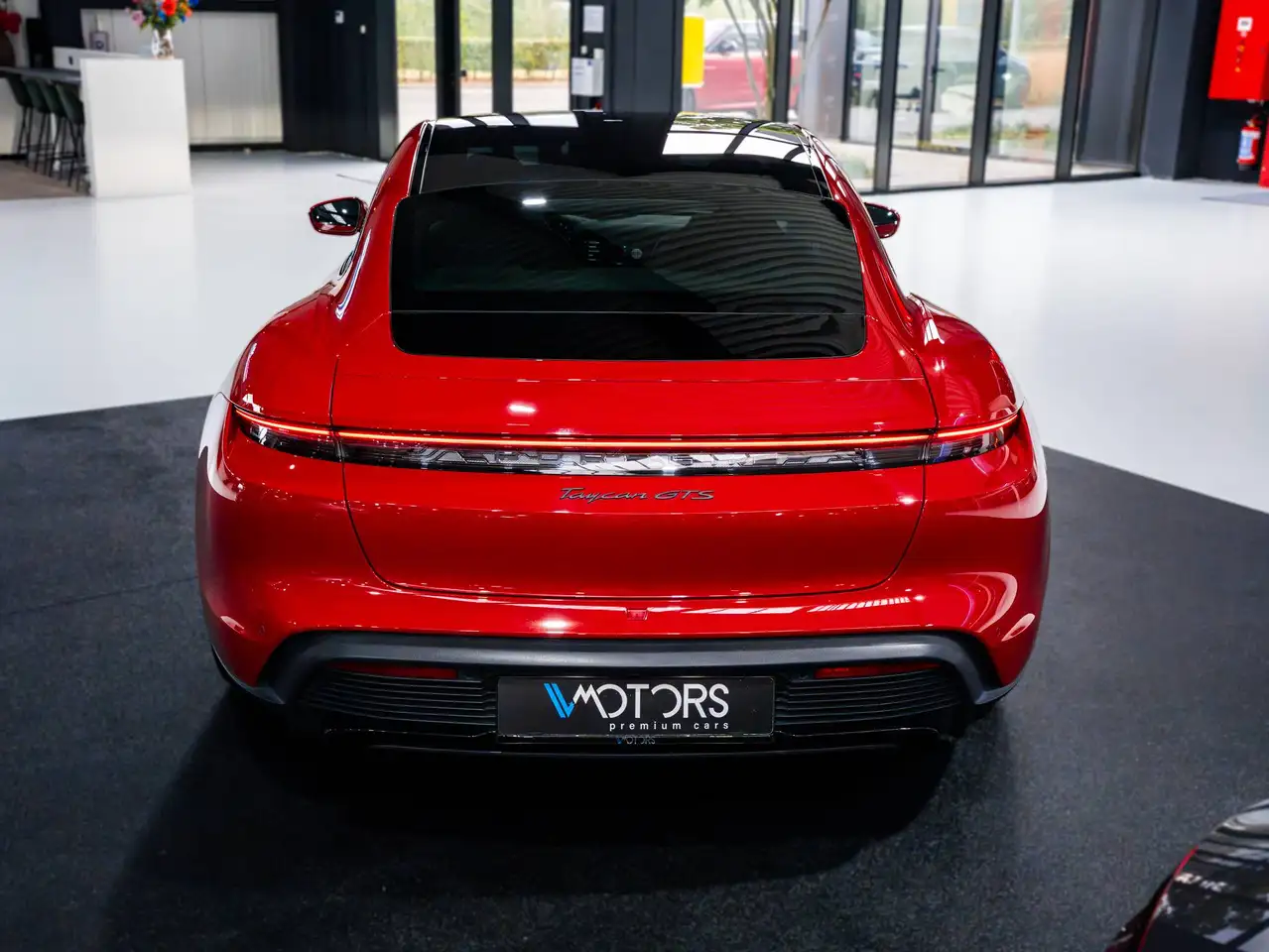Porsche Taycan - 4