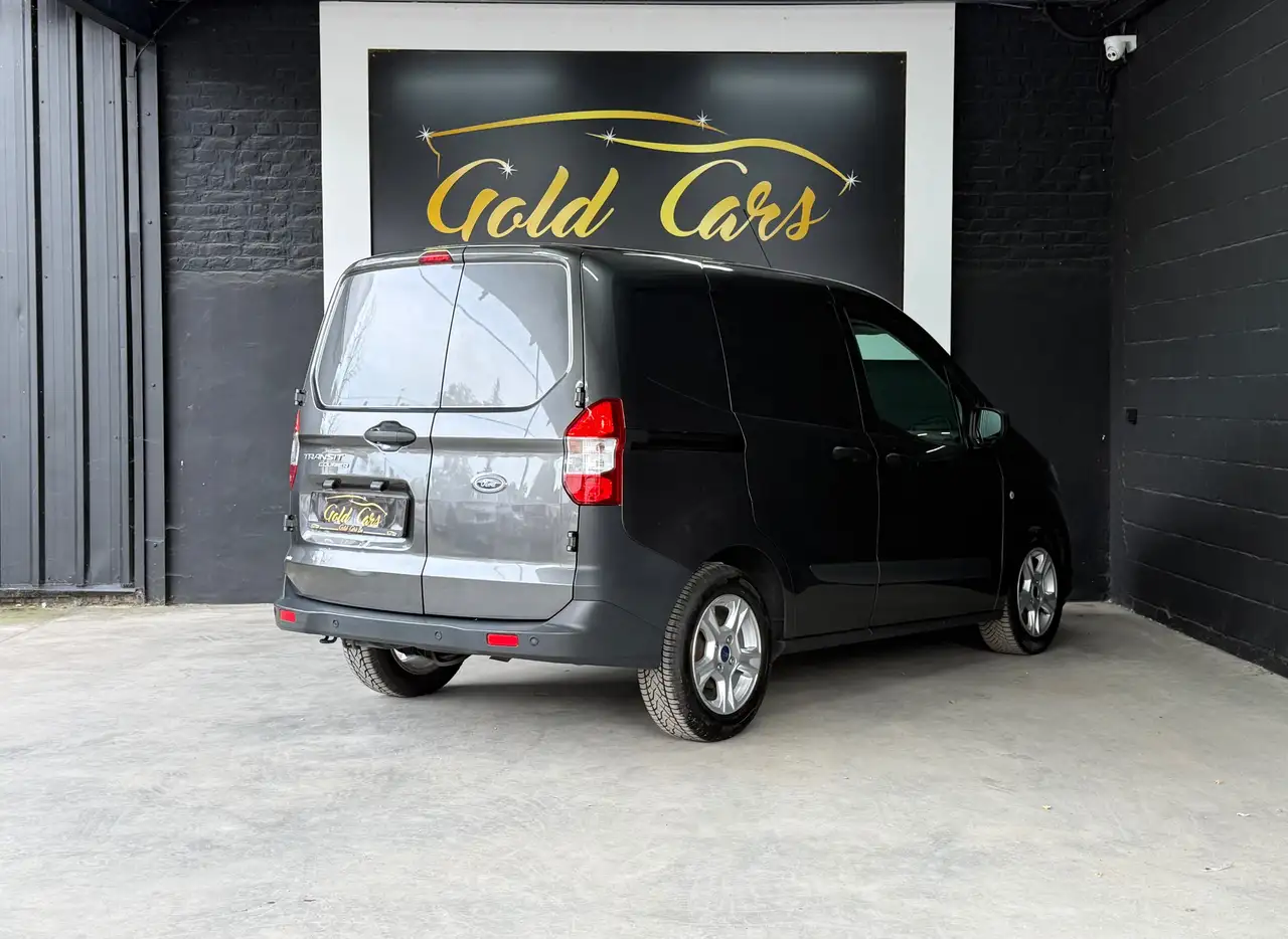 Ford Transit Courier - 6