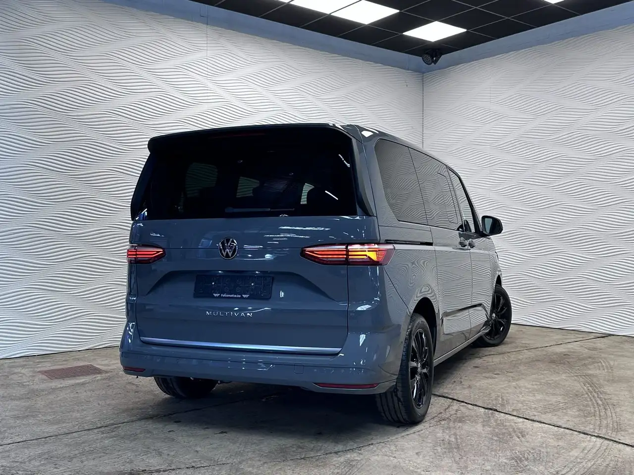 Volkswagen T7 Multivan - 10