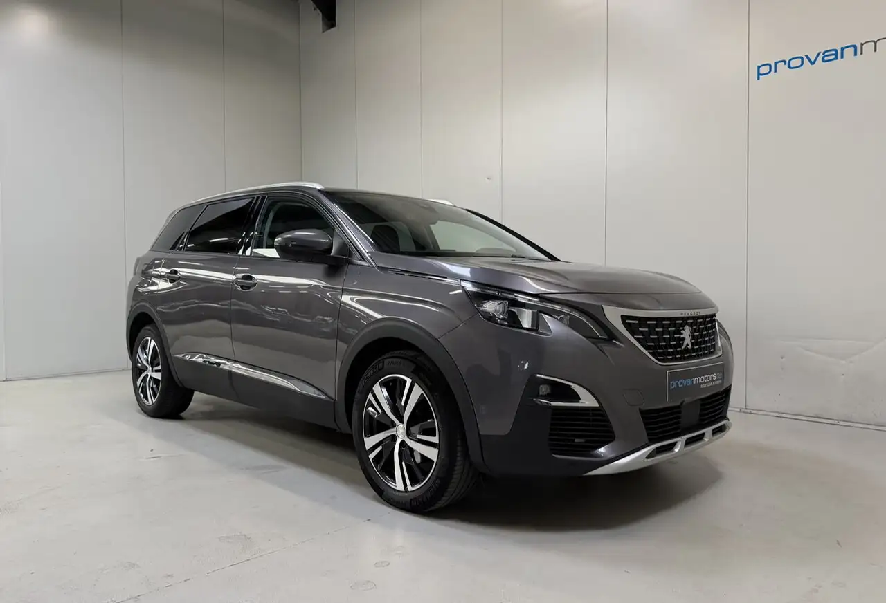 Peugeot 5008 - 5