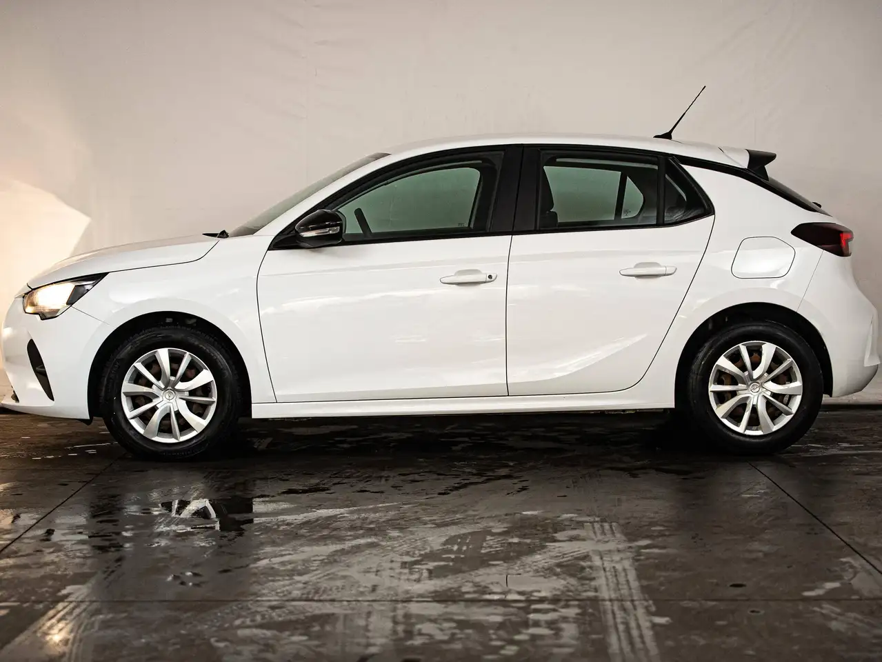 Opel Corsa - 2