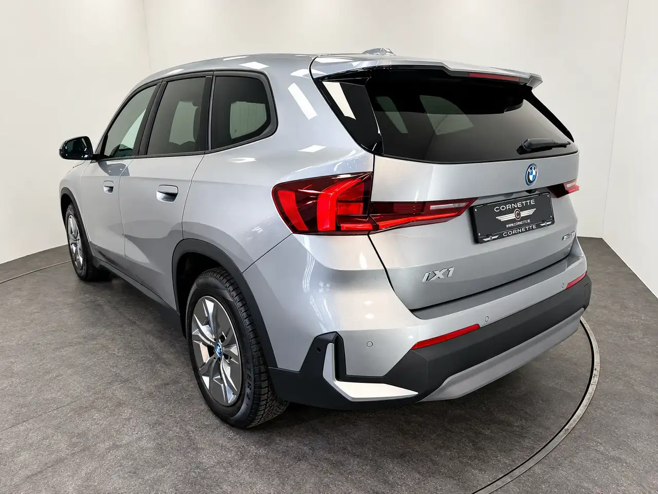 BMW iX1 - 5