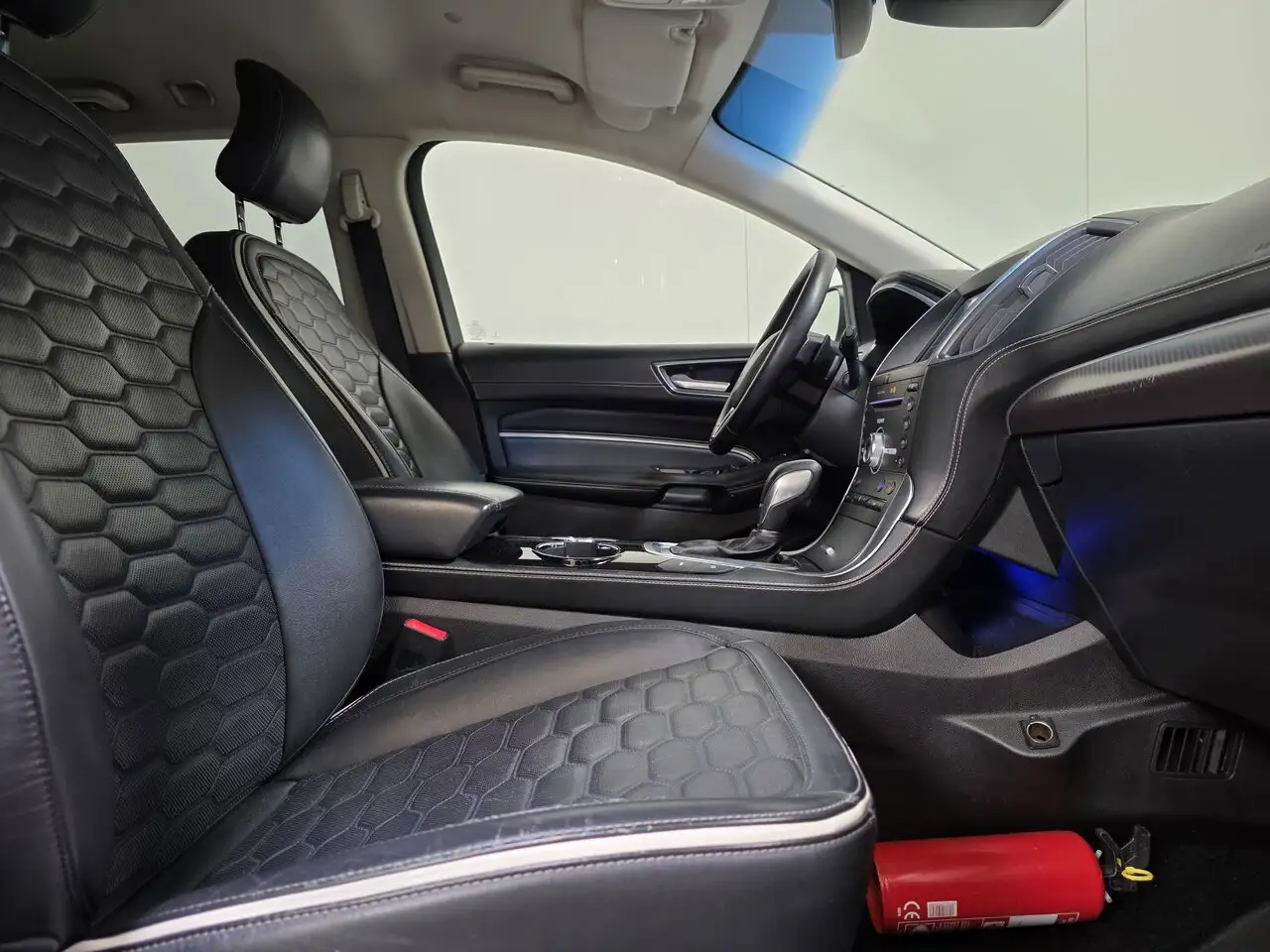 Ford Edge - 2