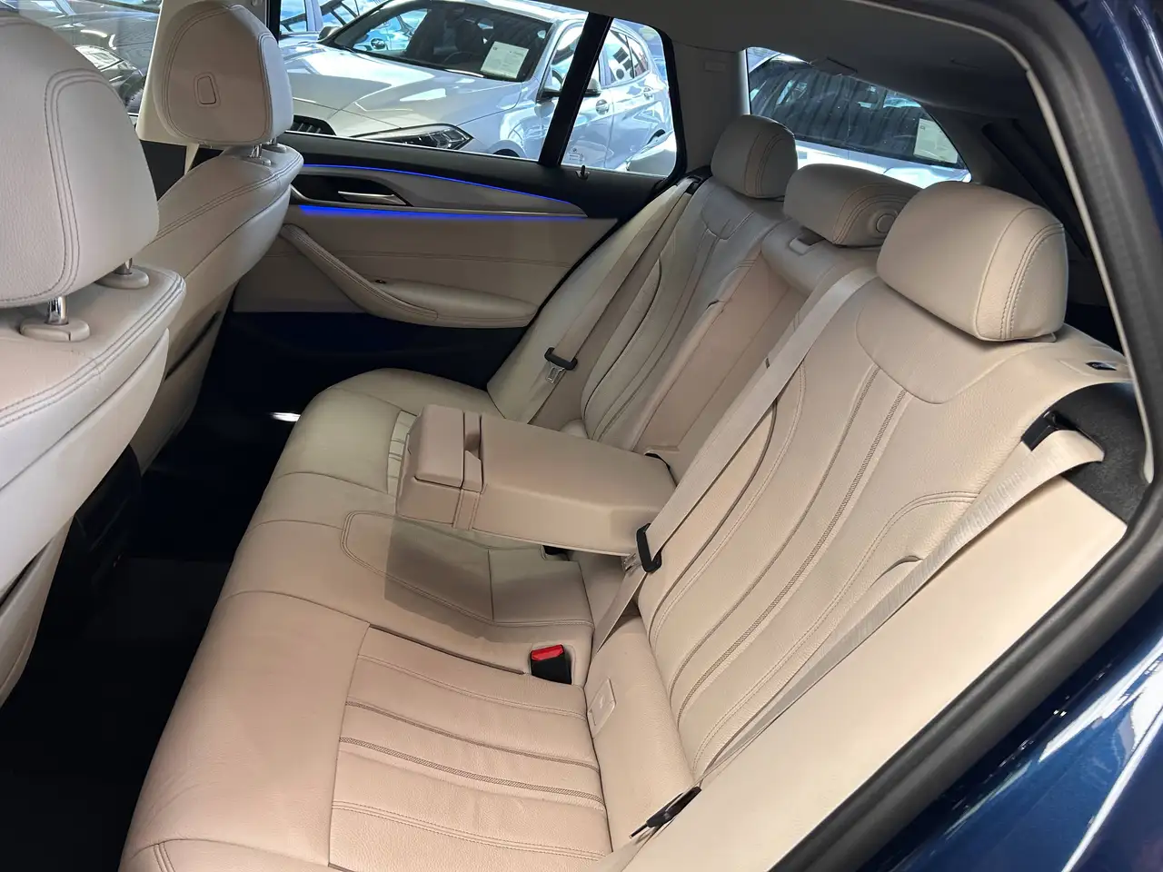 BMW 518 - 8