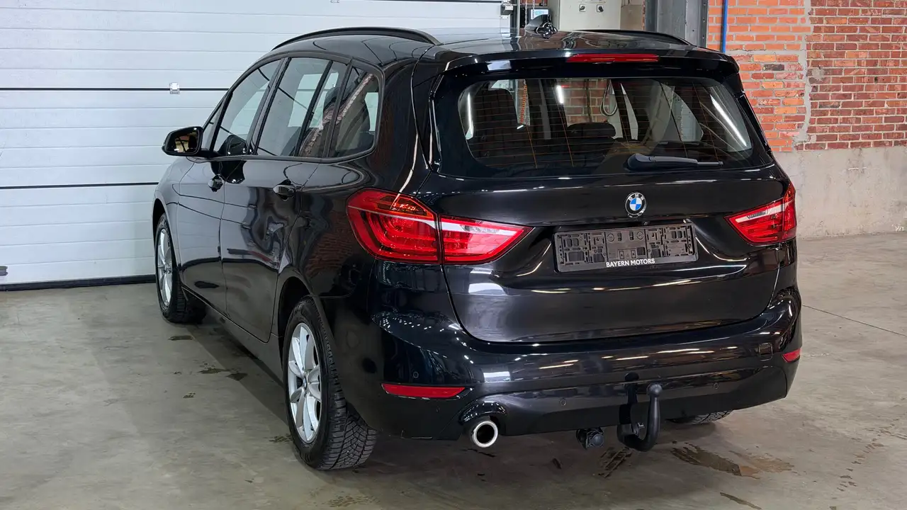 BMW 216 - 7