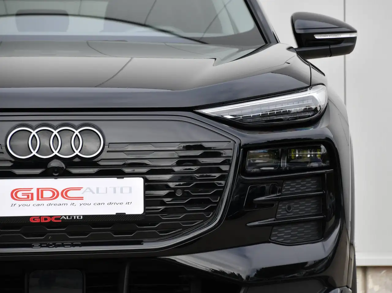 Audi Q6 e-tron - 12