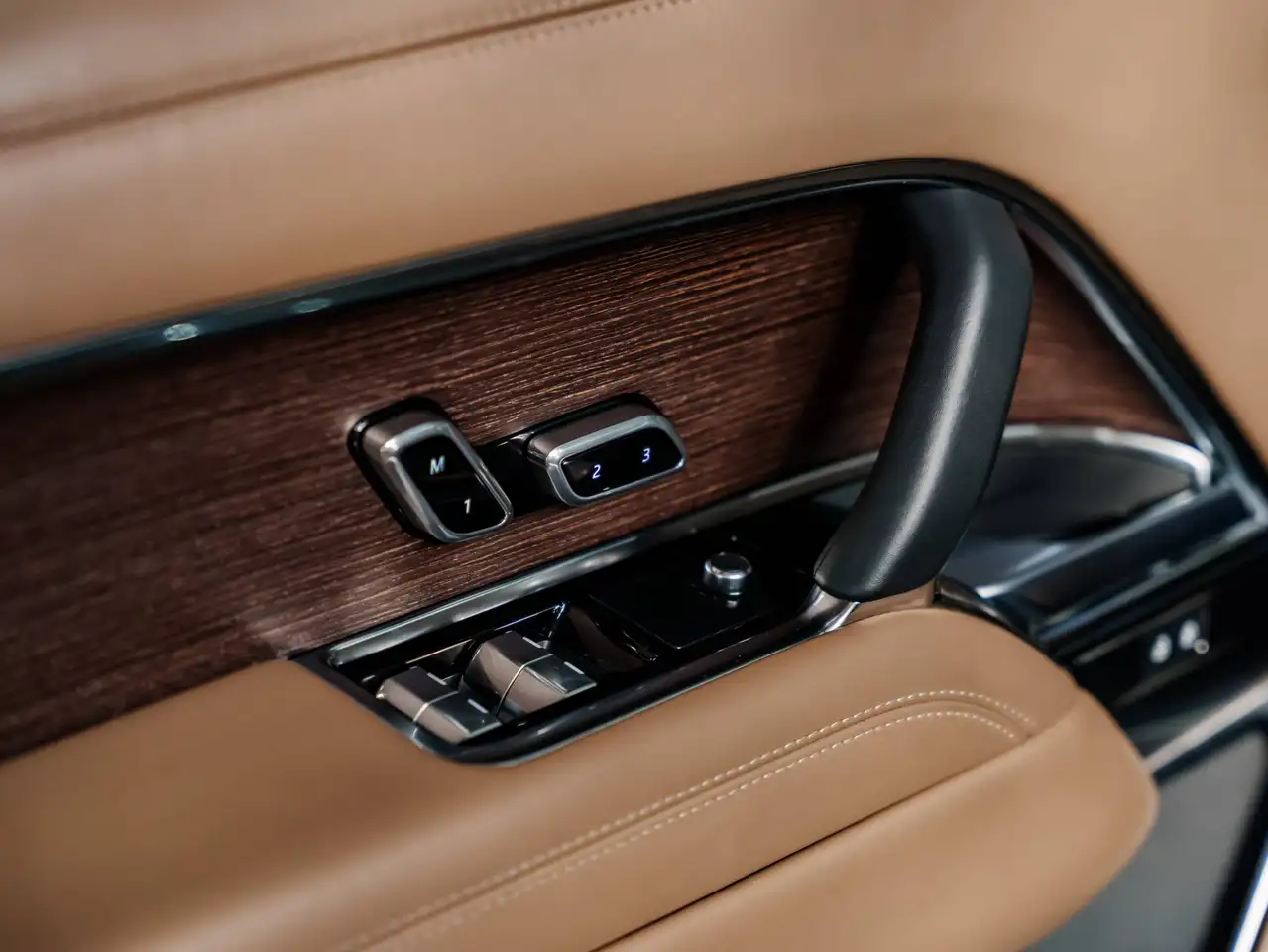 Land Rover Range Rover - 11