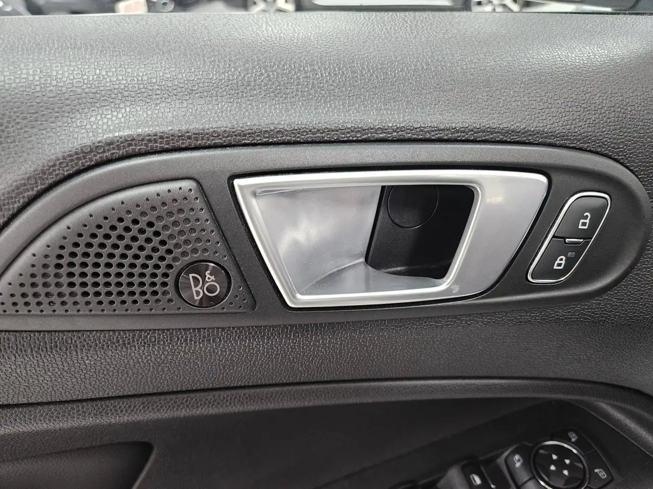 Ford EcoSport - 12