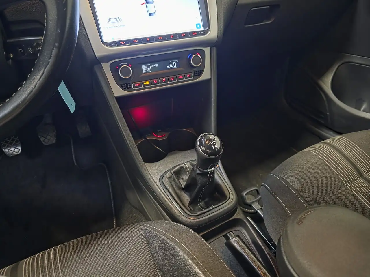 Volkswagen Polo - 12