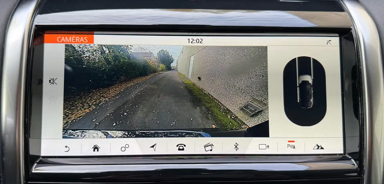 Land Rover Discovery Sport - 8