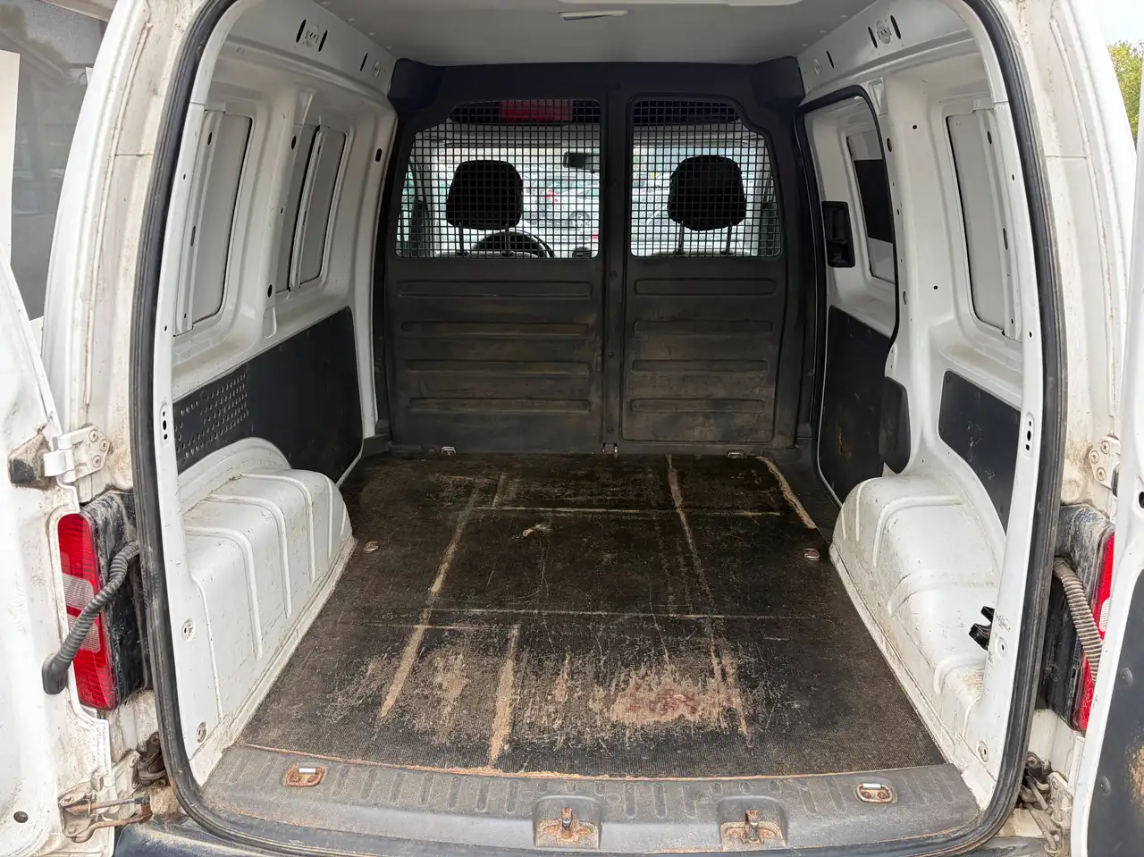 Volkswagen Caddy - 7