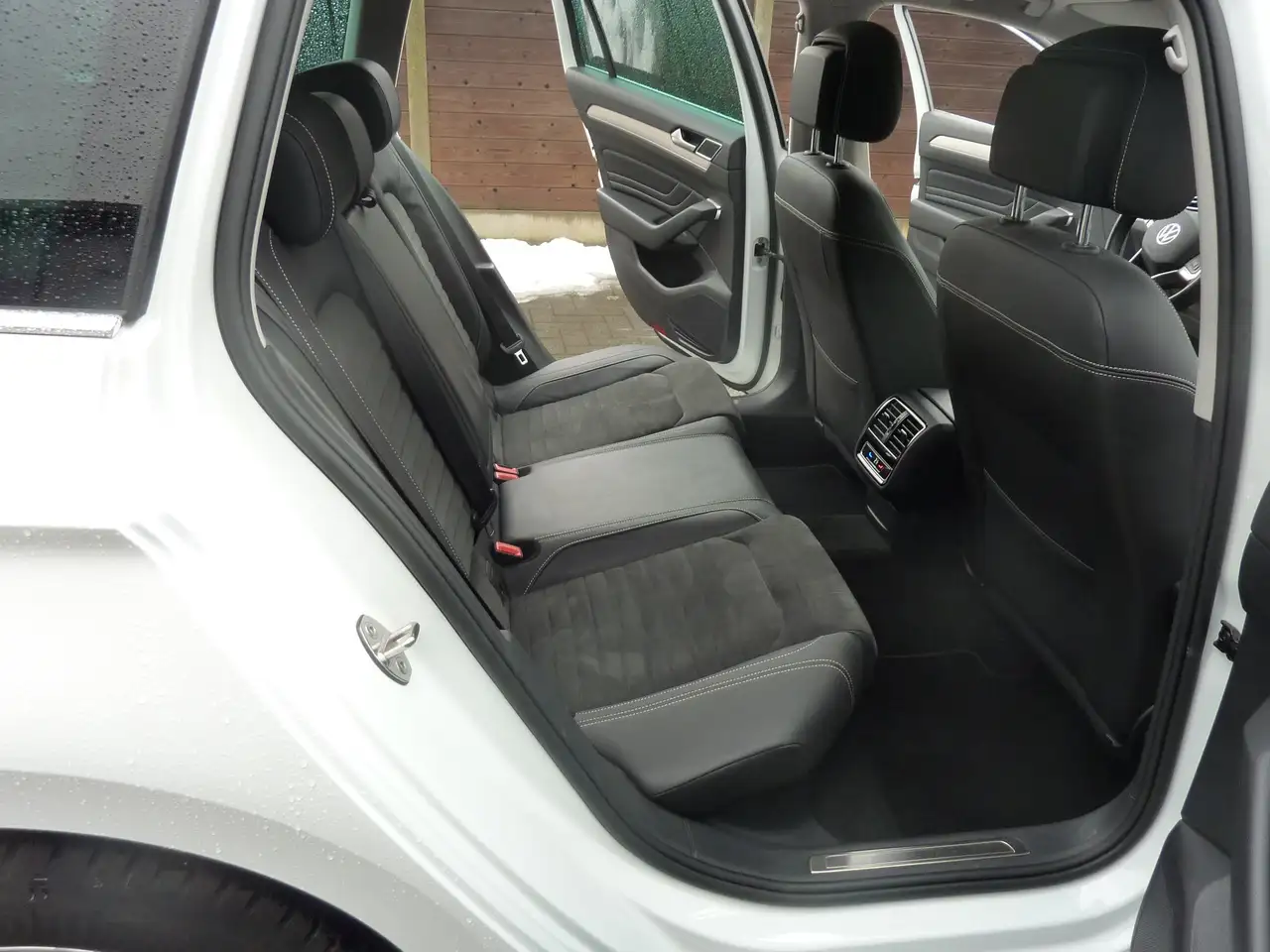 Volkswagen Passat Variant - 9