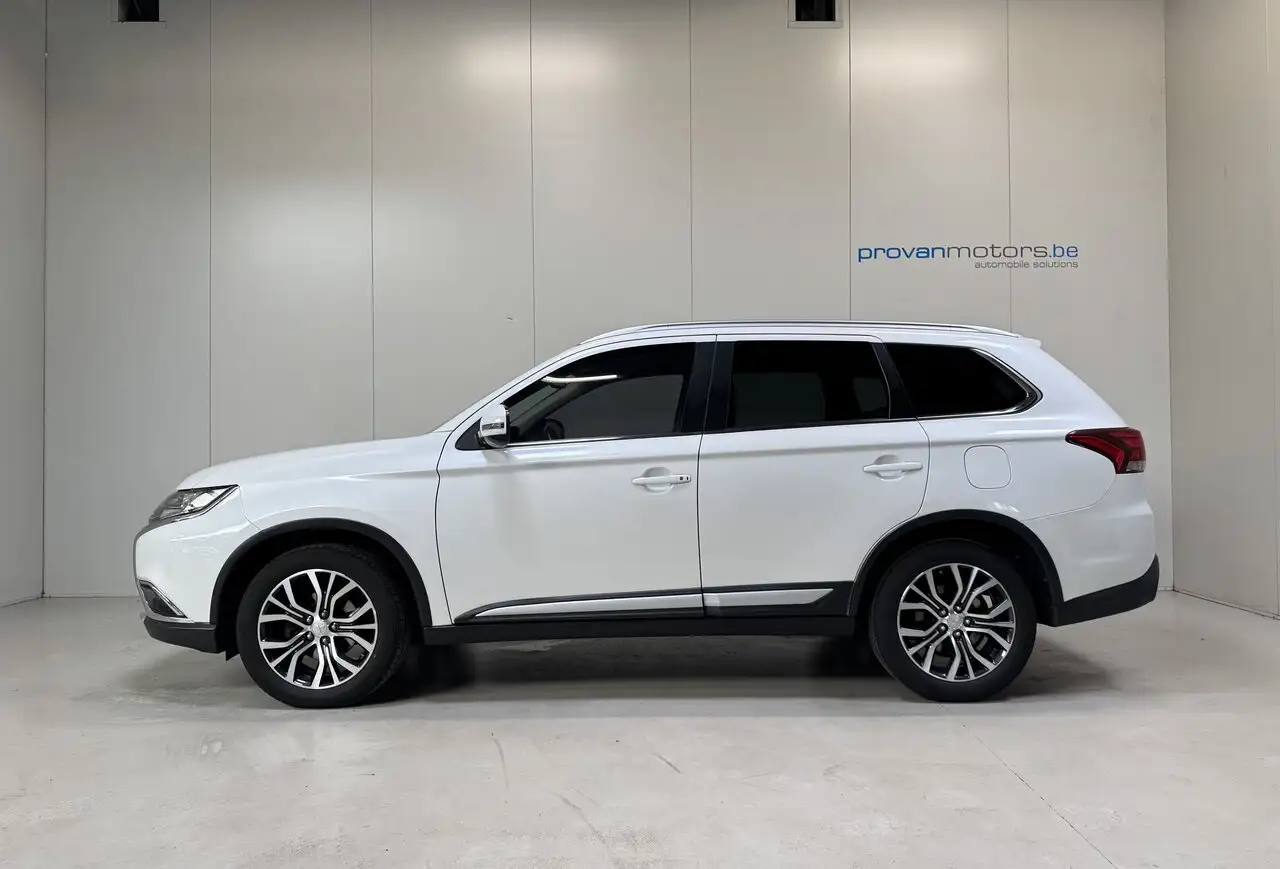 Mitsubishi Outlander - 8