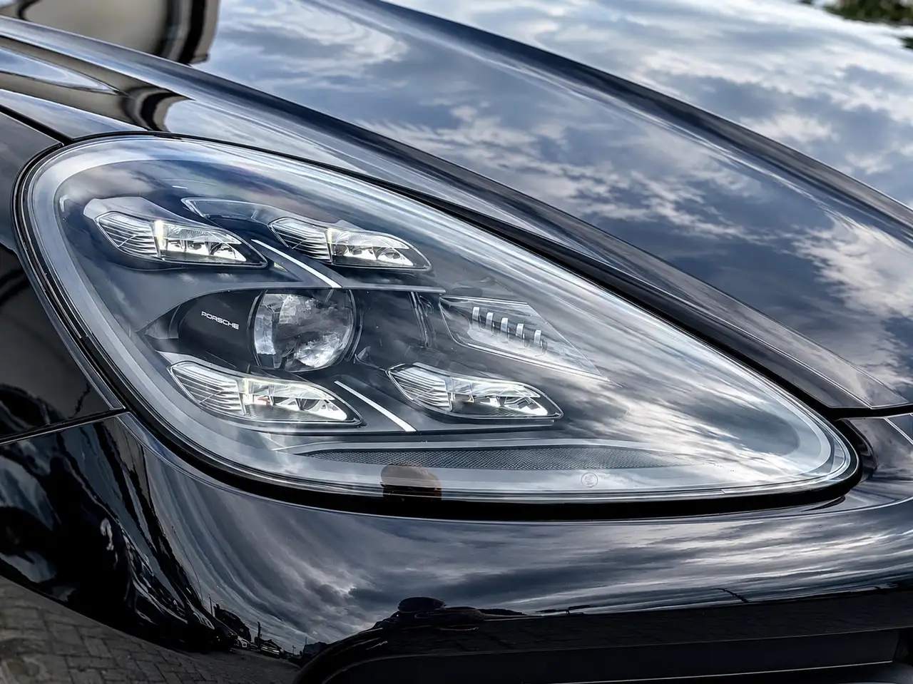 Porsche Cayenne - 11