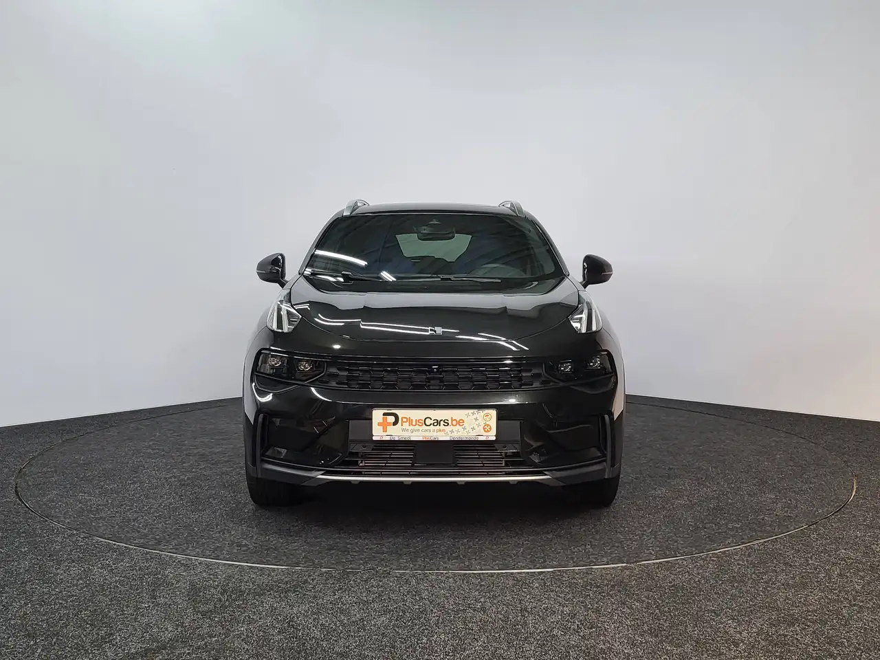 Lynk & Co 01 - 2