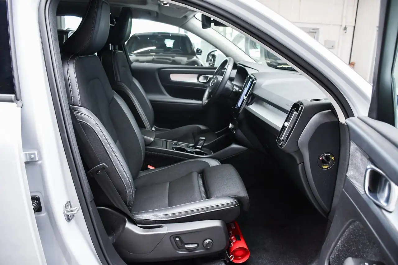 Volvo XC40 - 7