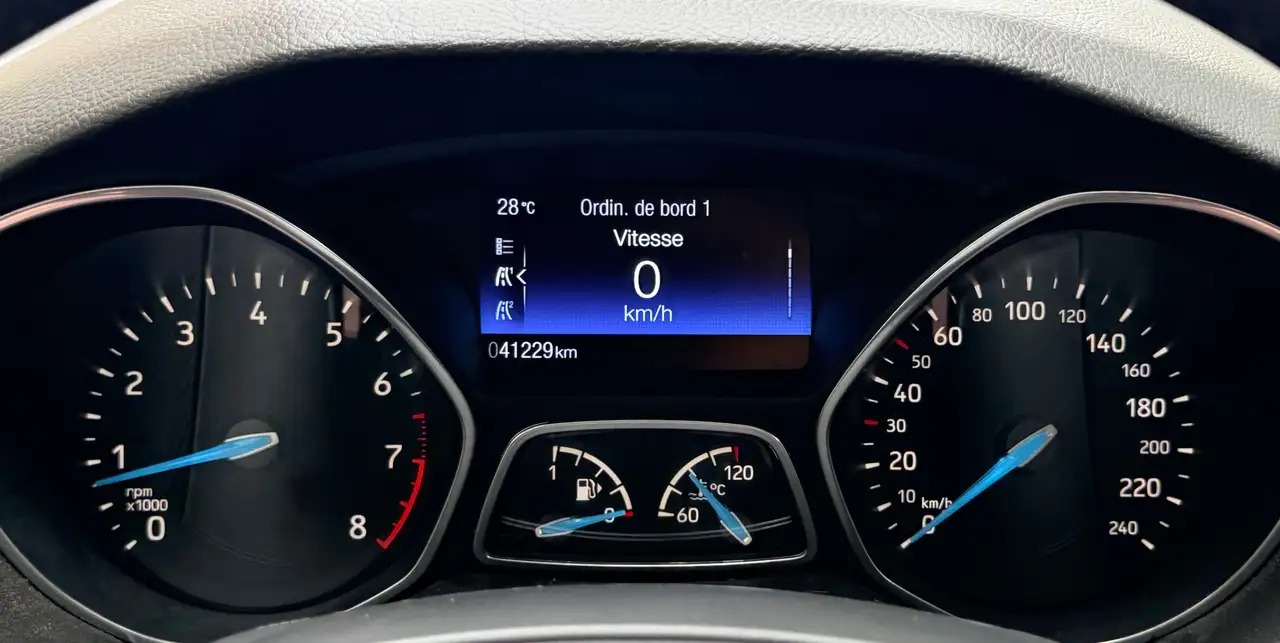 Ford Focus - 9